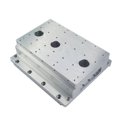 อัลลูมิเนียม CNC Machining หัวหุ้นหมุน สปาร์คพล็อก CNC Milling